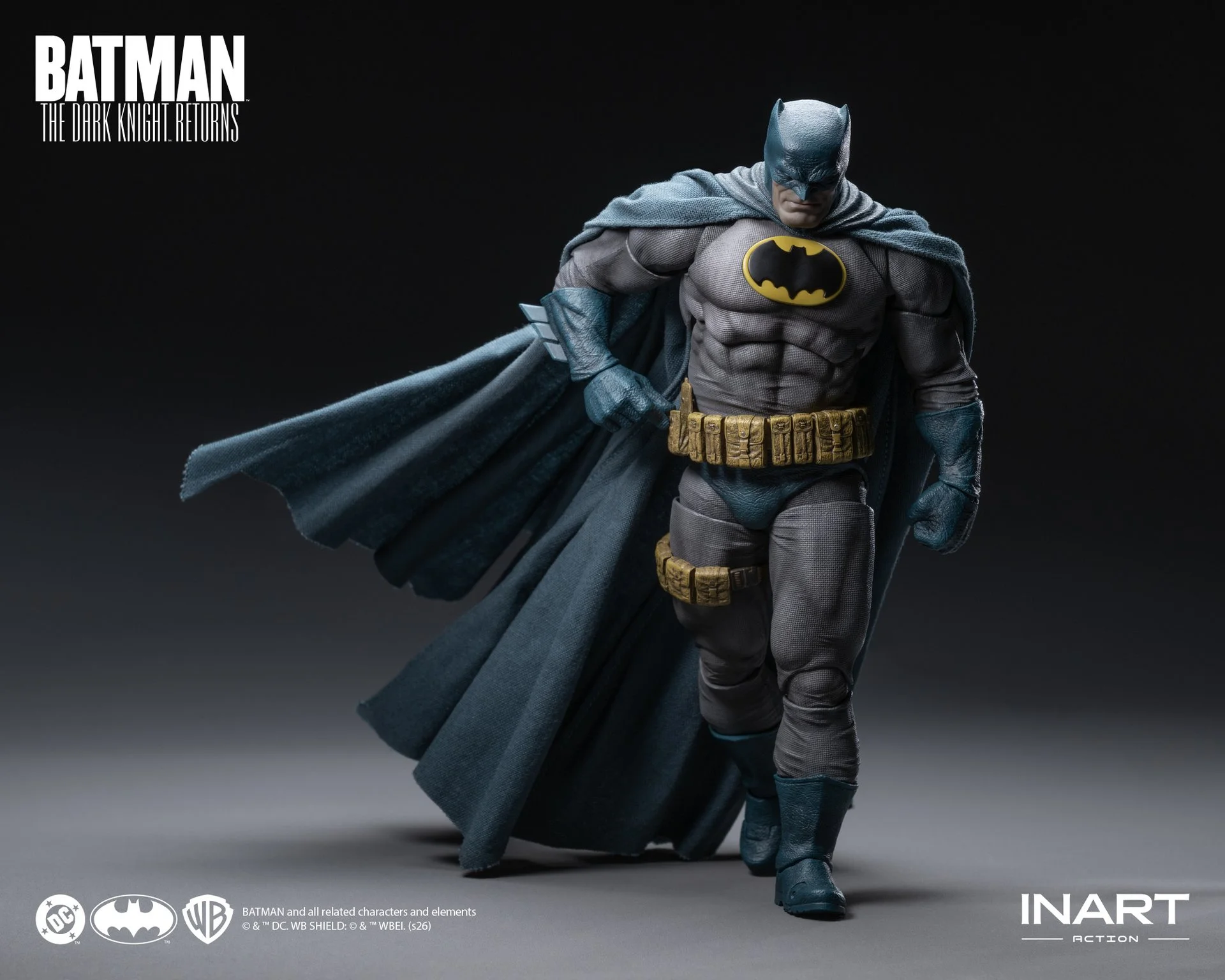 INART-Action-Batman-Blue-Suit-9